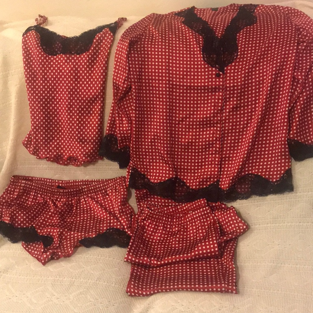 4pc Silky lounge set